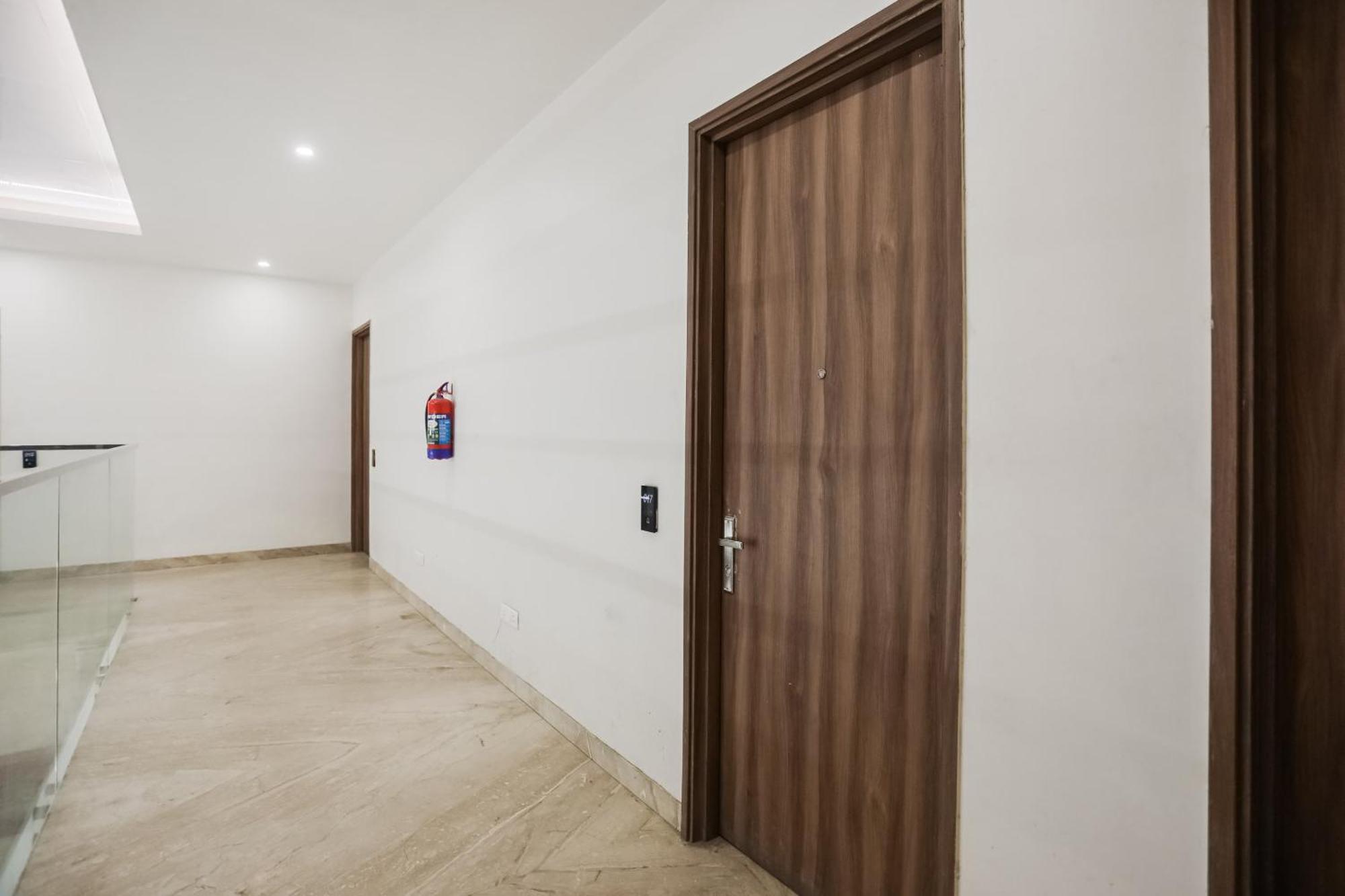 Townhouse The Amv Hotel Gurgaon Exterior foto