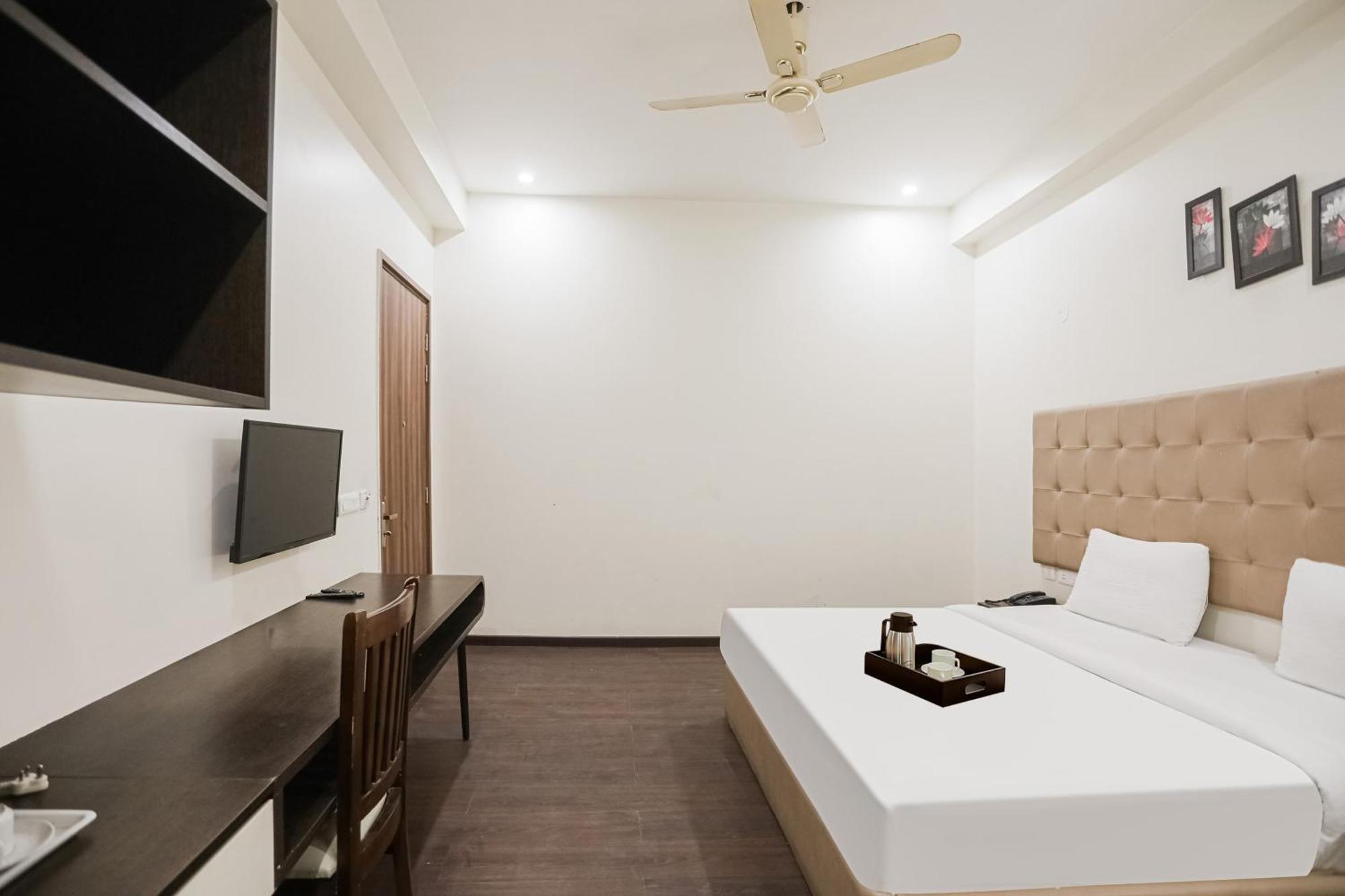 Townhouse The Amv Hotel Gurgaon Exterior foto